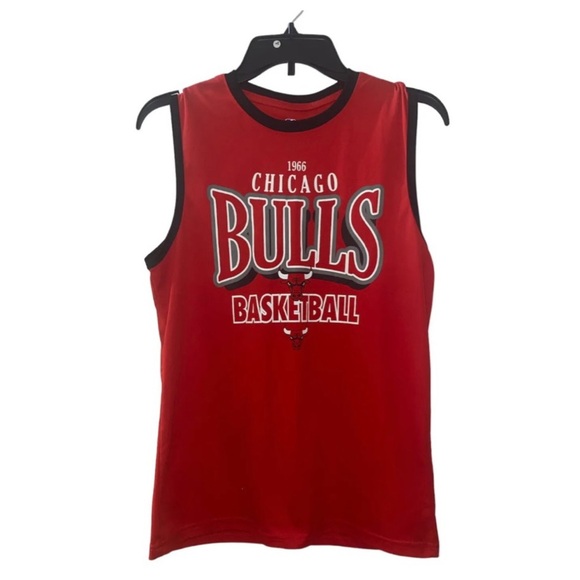 NBA Chicago Bulls Basketball Tank Top Sleeveless Red & White Boys XL 18-20 - Picture 1 of 7